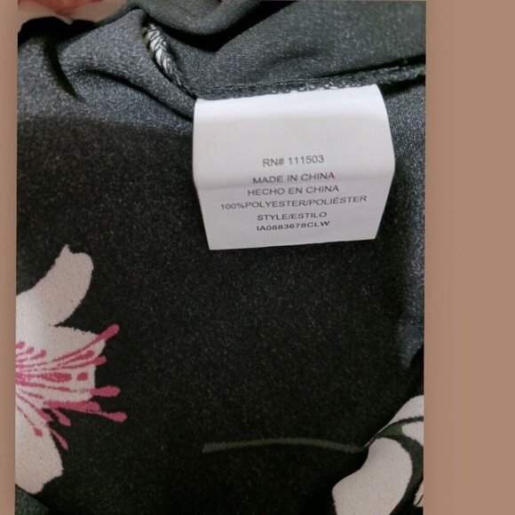 Lily White Womens Floral Blouse Size Small Floral Print blk & pink - Picture 6 of 8